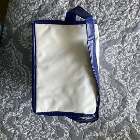 Vintage Yankee soft lunch box with Lays logo - Picture 4 of 7